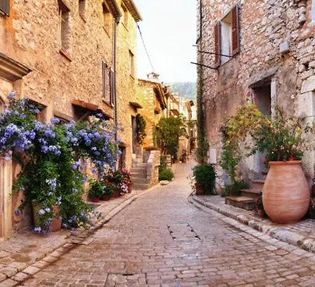 La Tria Castella